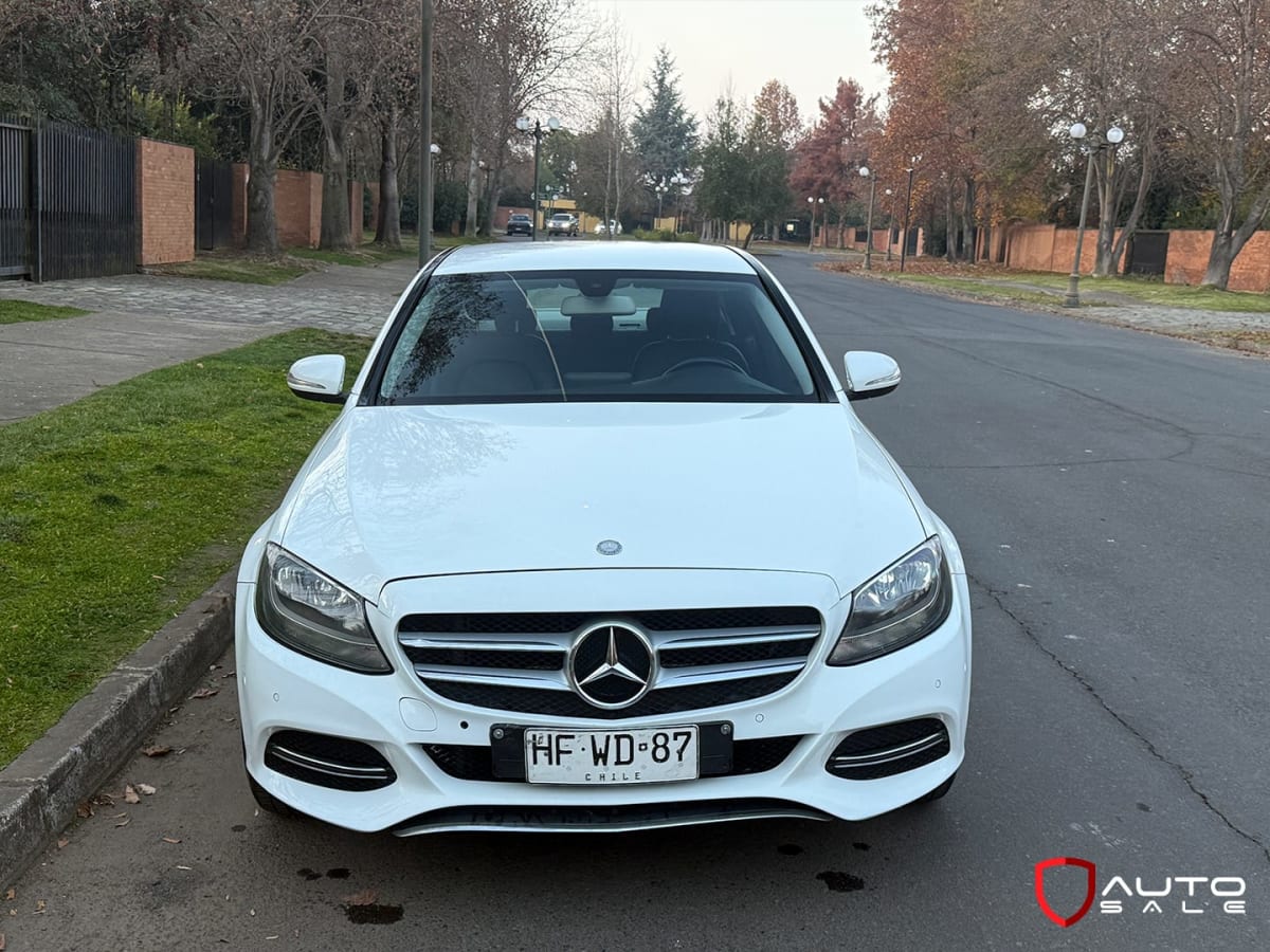 2015 Mercedes Benz C180 Blanco - Miniatura 8