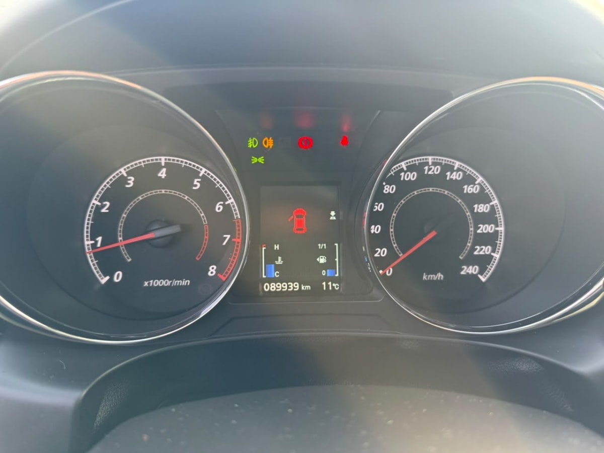2022 Mitsubishi ASX GLS ASX Azul - Miniatura 8