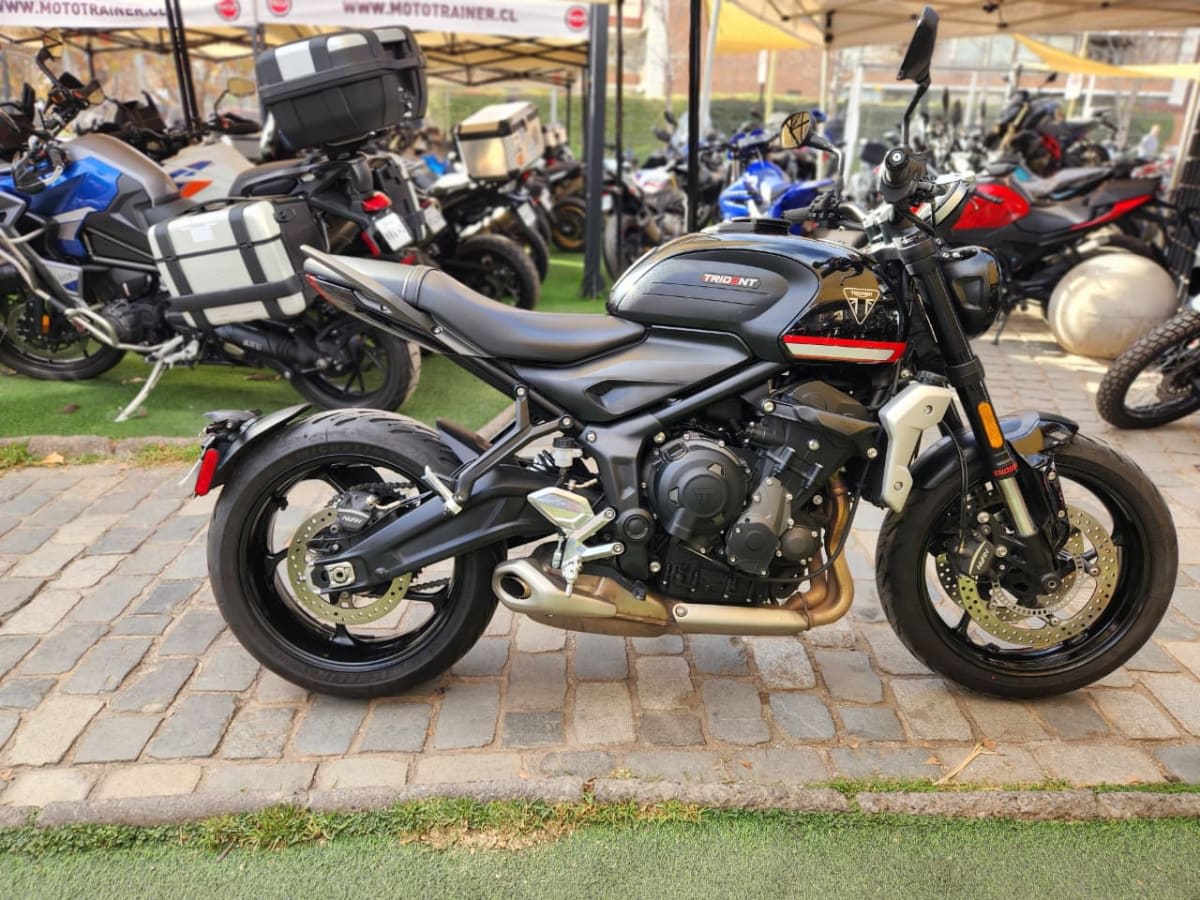 2024 Triumph Trident 660 660 - Miniatura 6