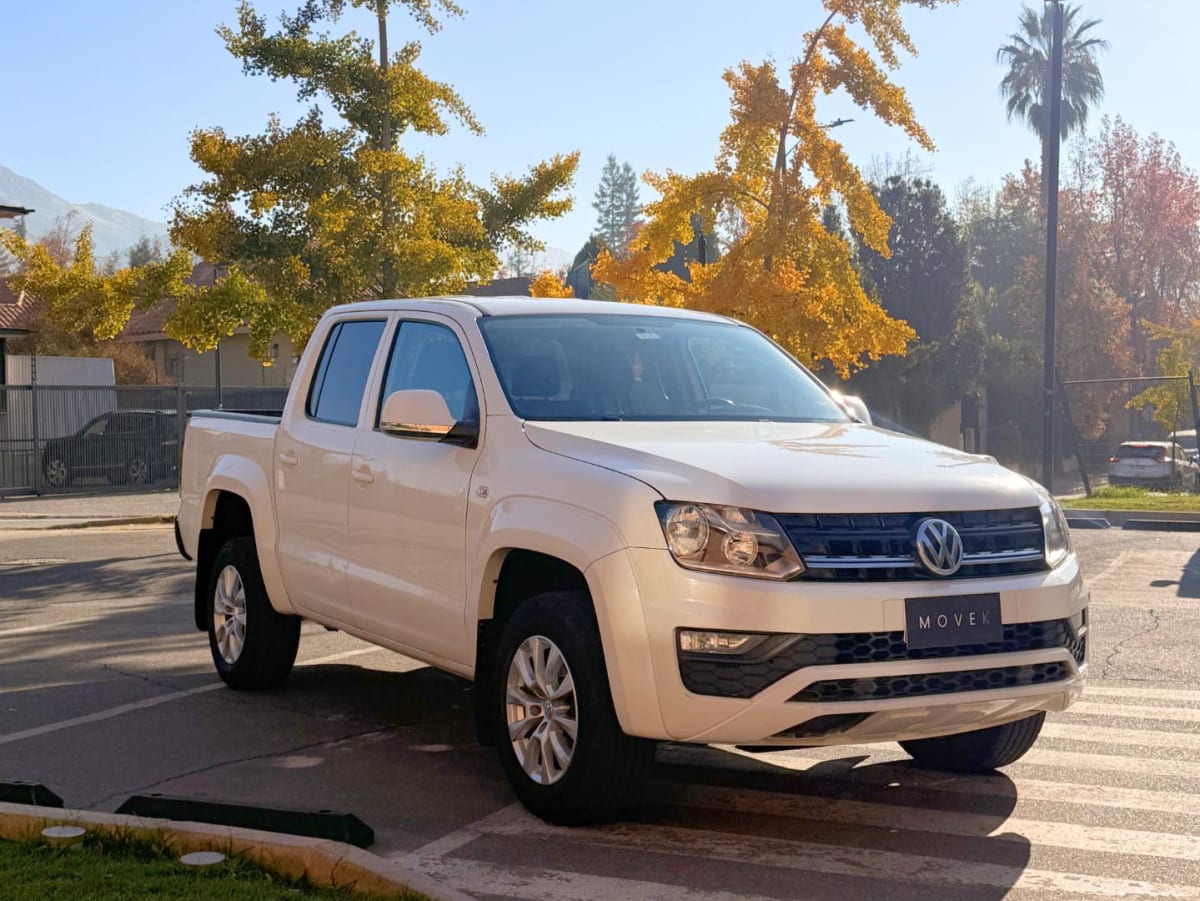 2023 Volkswagen AMAROK Comfortline 4motion 4x4 MT AMAROK Blanco - Miniatura 4