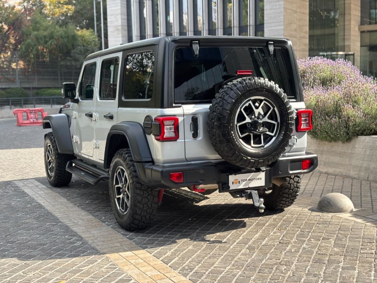 2025 Jeep WRANGLER Rubicon Gris - Miniatura 6