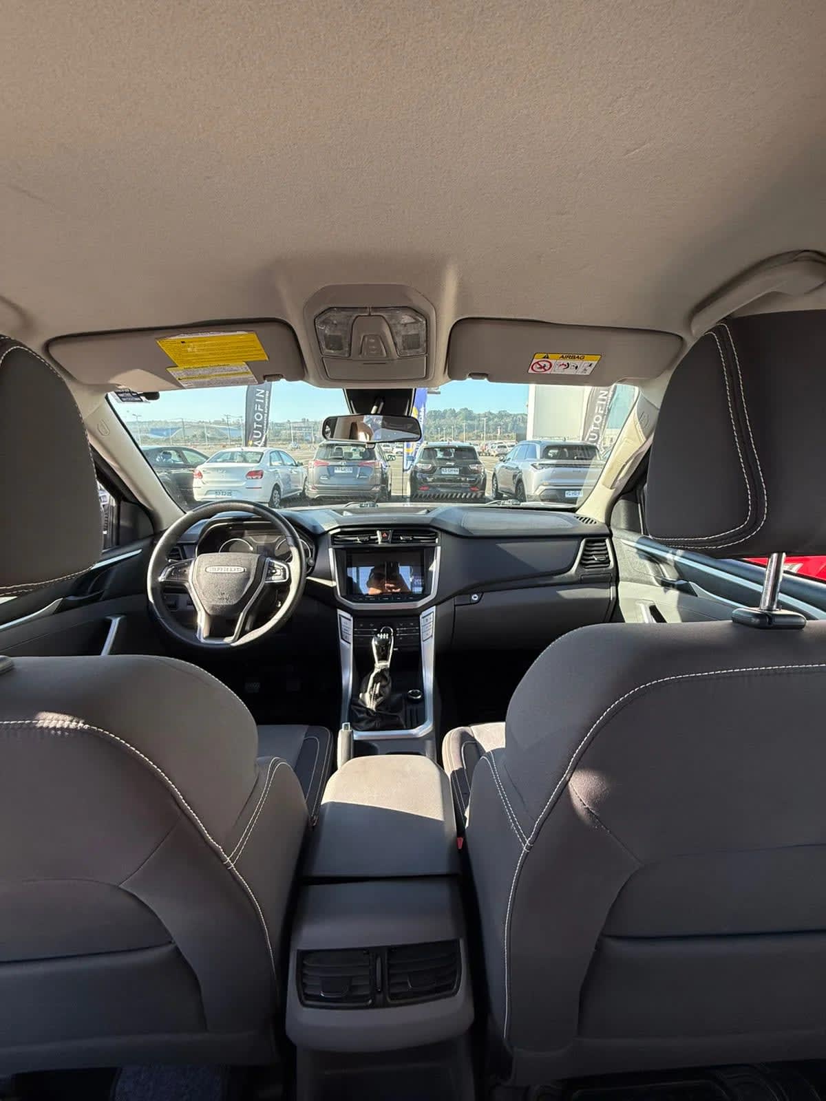 2022 Maxus T60 Full 4x4 - Miniatura 10