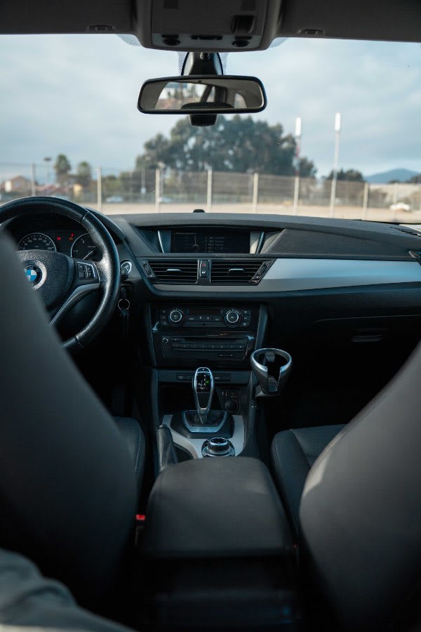 2014 BMW X1 SDRIVE18D LUXURY 2.0L GRIS - Miniatura 8