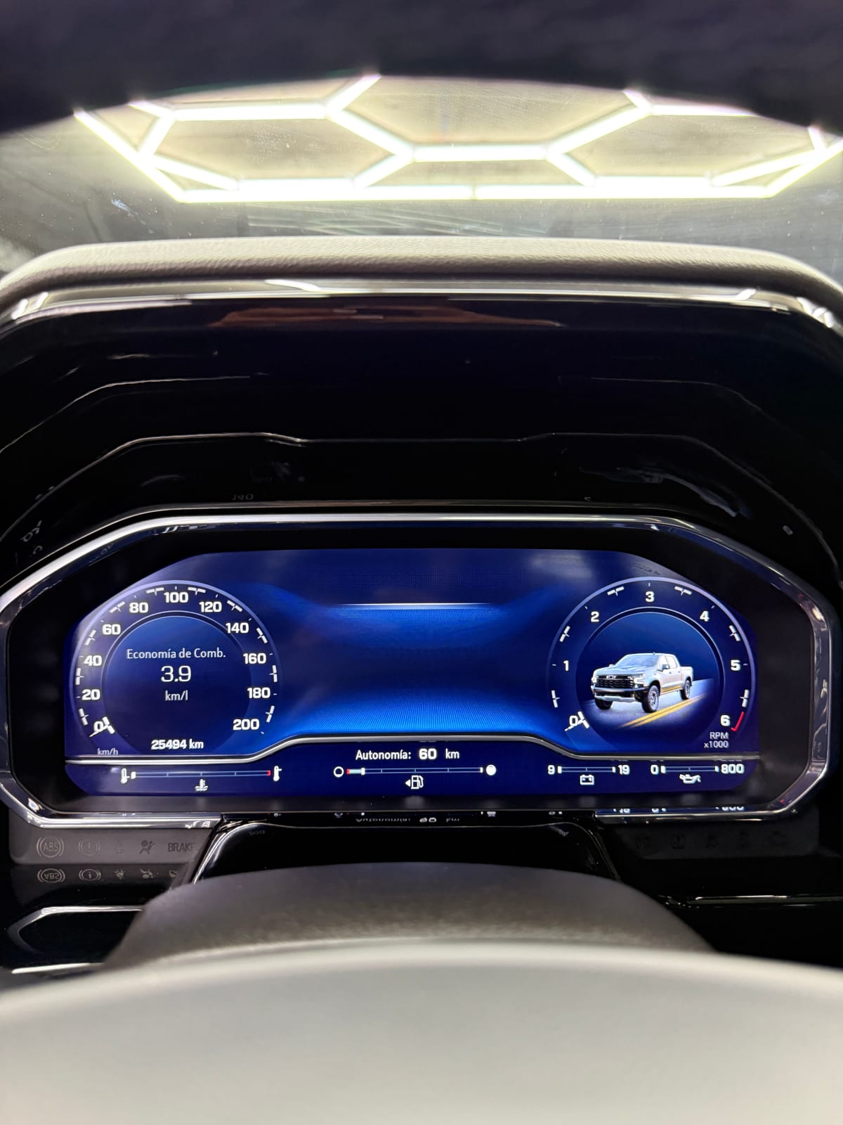 2024 Chevrolet Silverado Gris - Miniatura 5