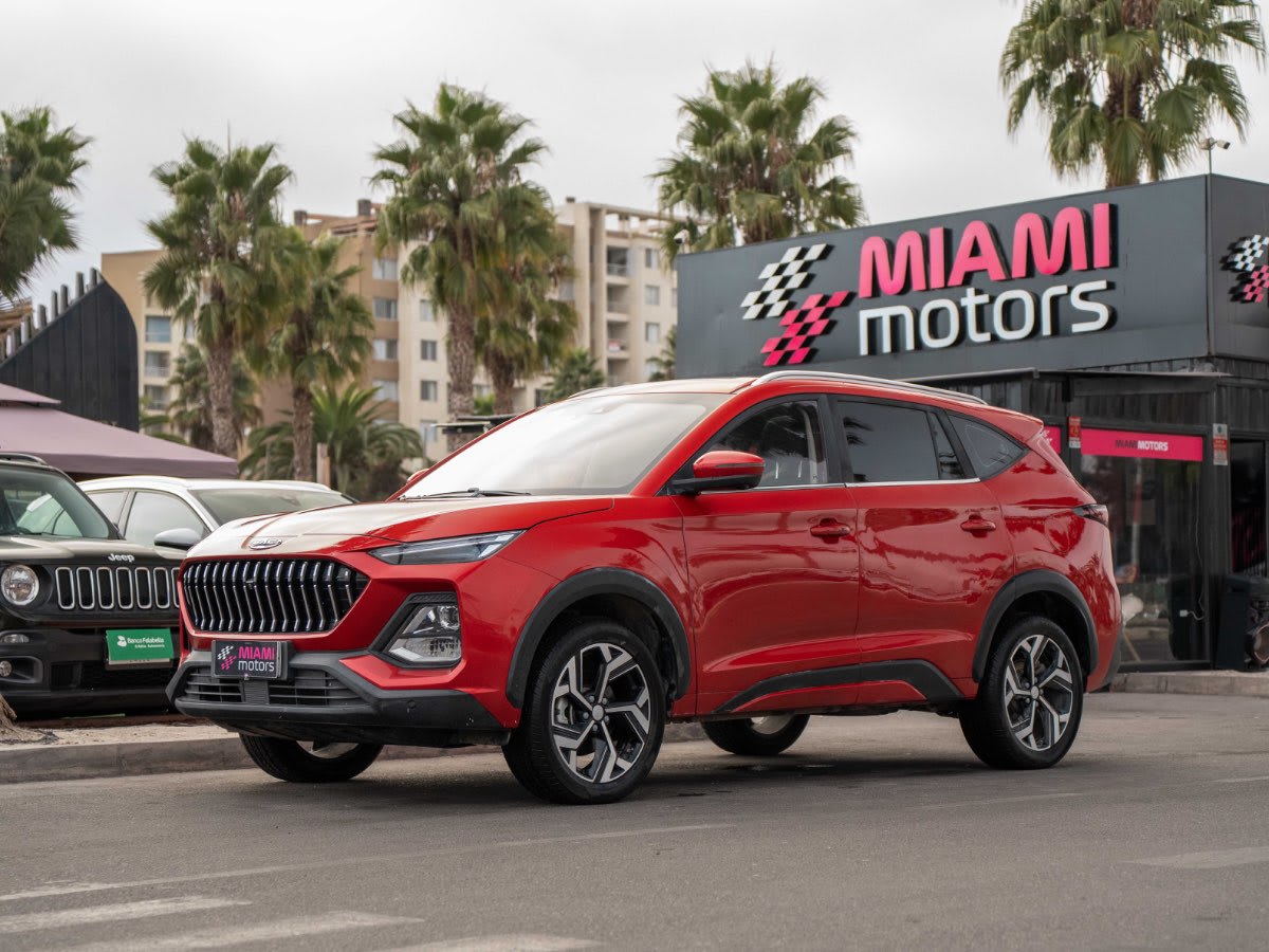 2024 JAC Js8 BLANCO T ROJO - Imagen 1