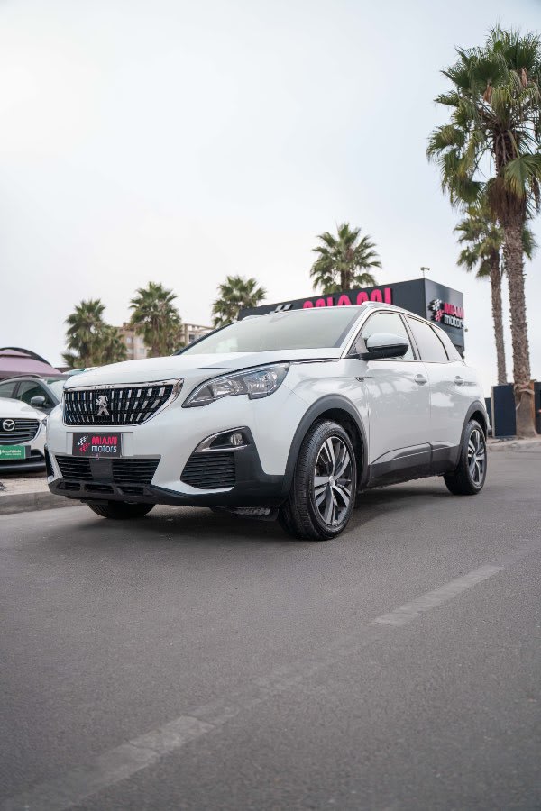 2019 Peugeot 3008 Blanco - Miniatura 5