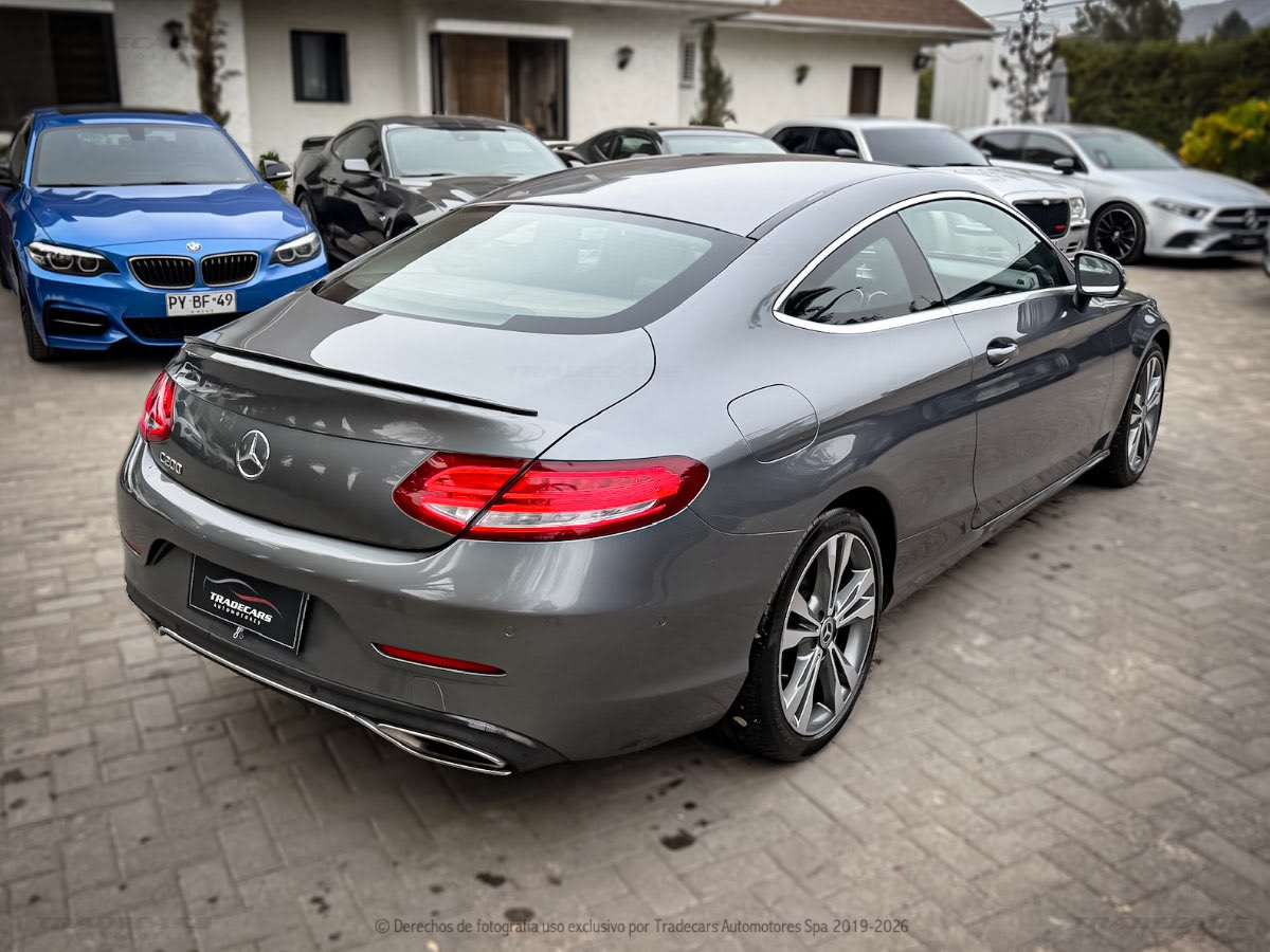 2018 Mercedes-Benz C200 COUPE Gris - Miniatura 4