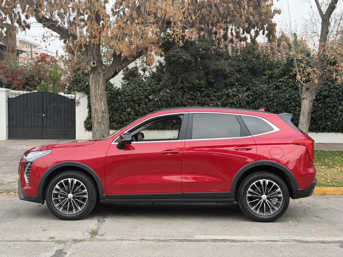 2026 Haval Jolion DELUXE Rojo - Miniatura 4