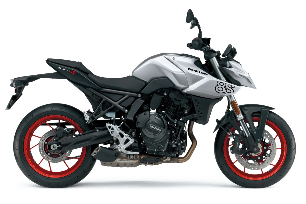 2026 Suzuki GSX 8S - Miniatura 3
