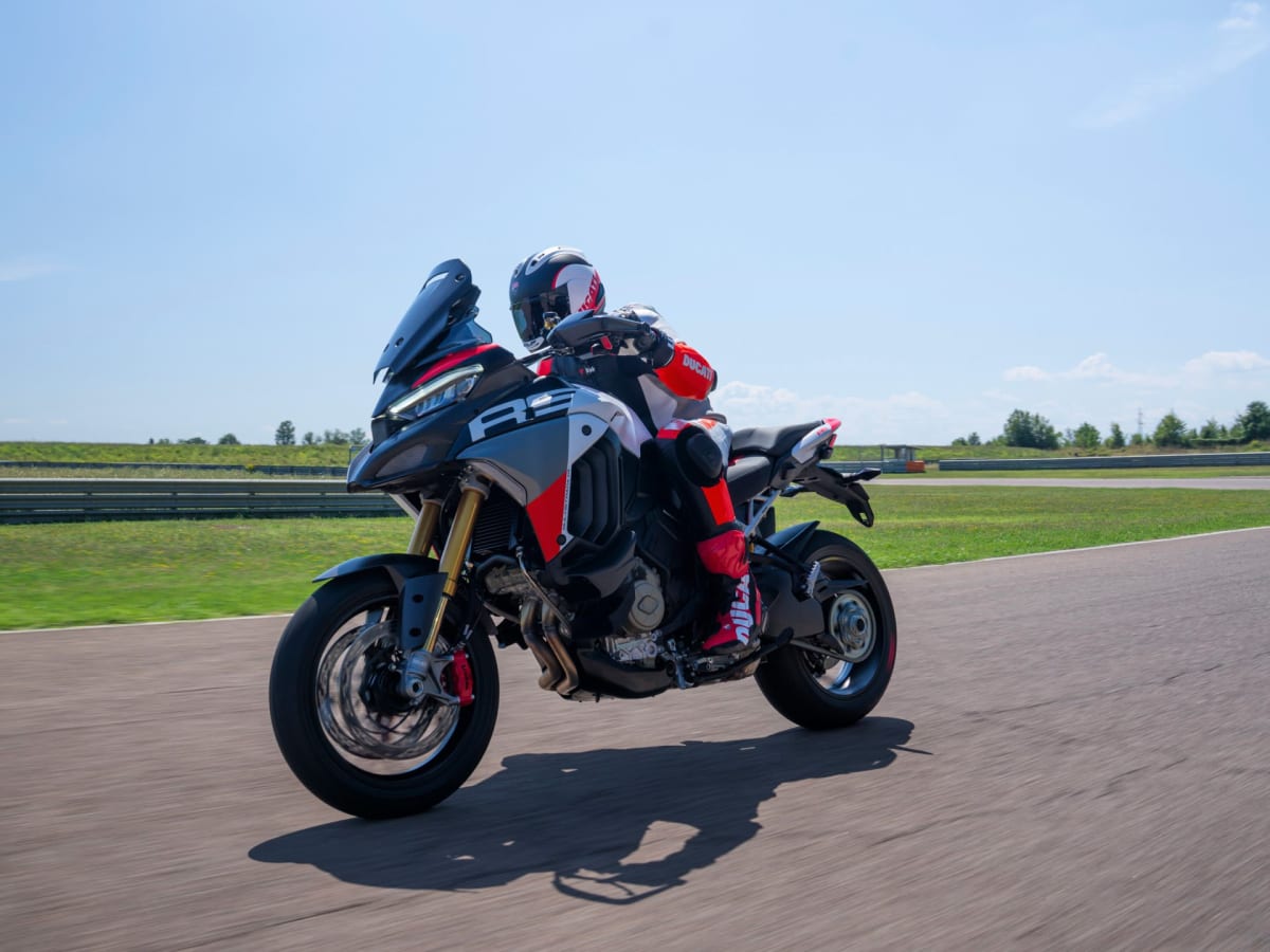 2026 Ducati Multistrada V4 RS - Miniatura 7