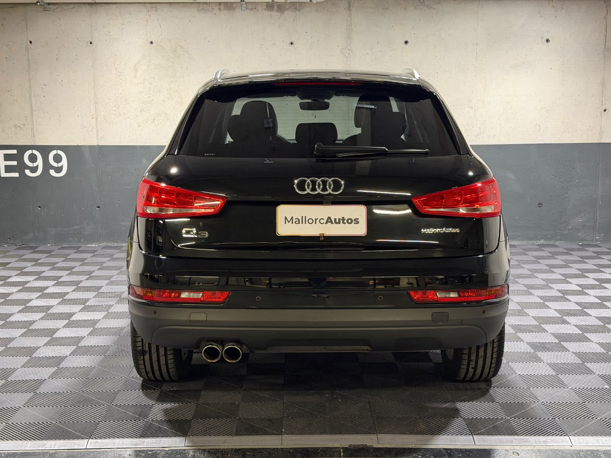 2019 Audi Q3 2.0 Negro - Miniatura 5