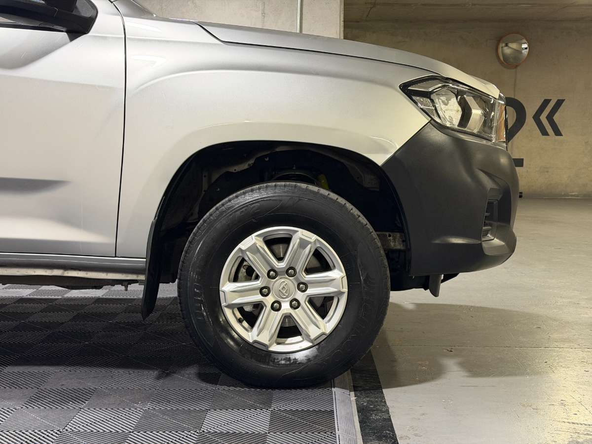 2023 Maxus T60 2.8 Gris - Miniatura 7