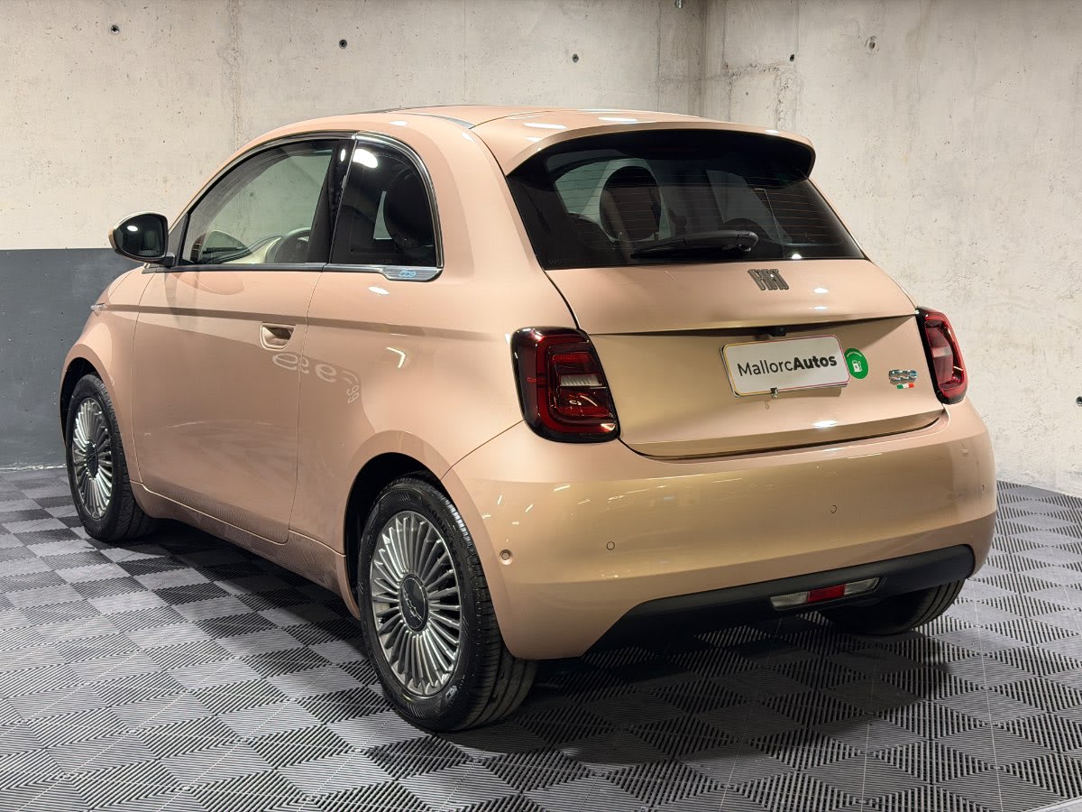 2026 Fiat 500 ELECTRICO - Miniatura 4