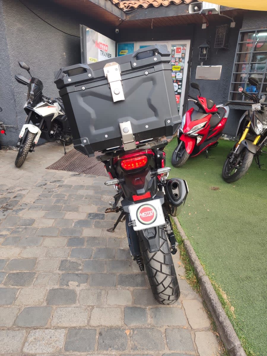 2022 Honda Africa Twin Twin - Miniatura 5