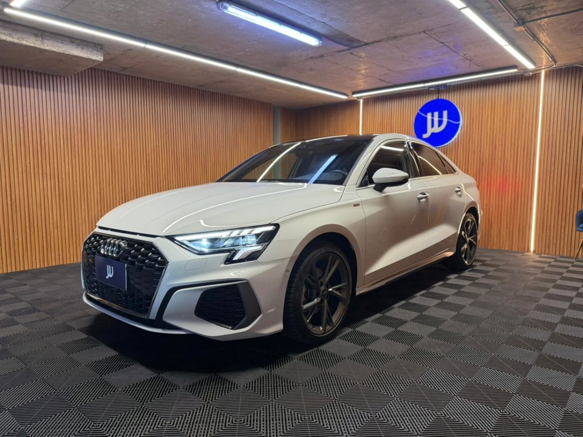 2024 Audi A3 S-line - Imagen 1