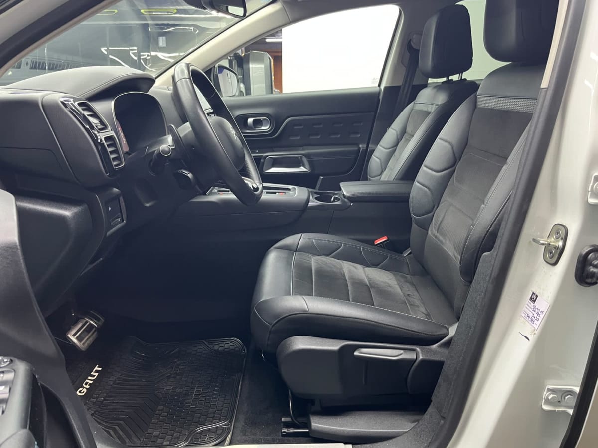 2023 Citroën C5 aircross 1.6 - Miniatura 8