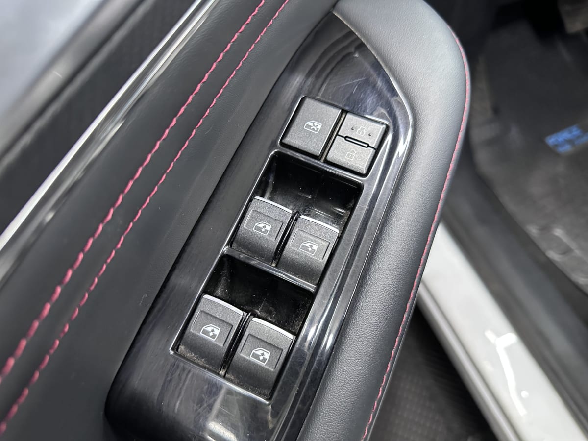 2023 Dongfeng T5 Evo - Miniatura 8