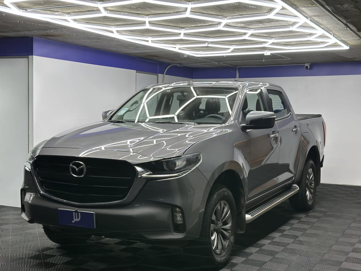2025 Mazda BT-50 4X4 - Miniatura 3