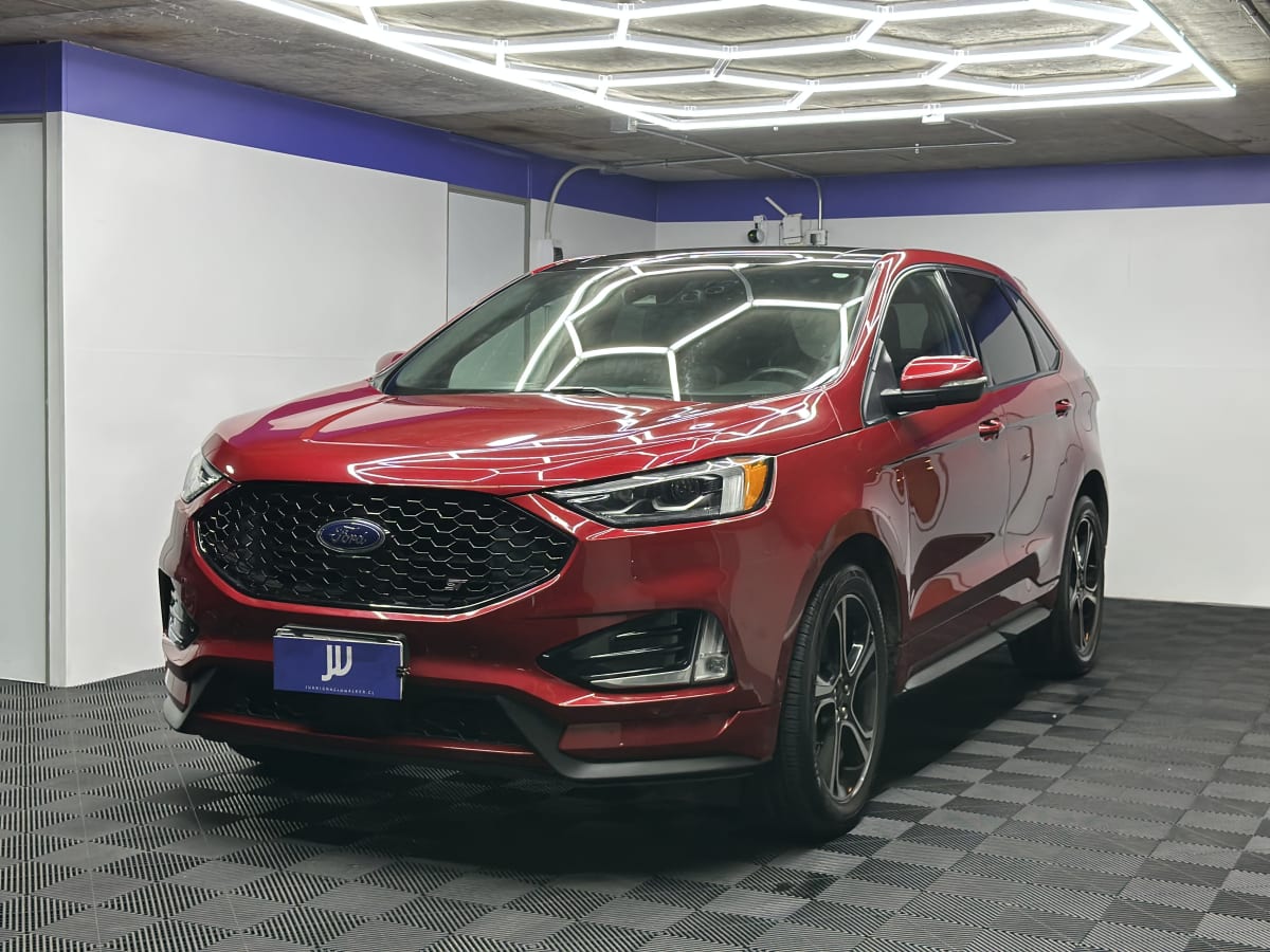 2022 Ford Edge ST - Miniatura 3