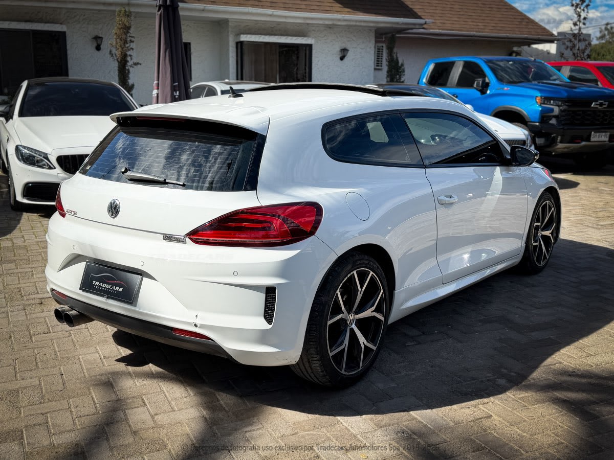 2017 Volkswagen SCIROCCO Blanco - Miniatura 4