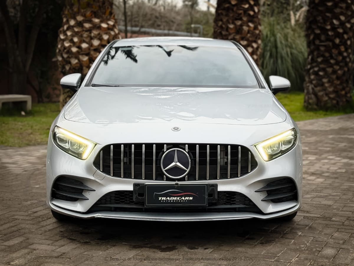 2022 Mercedes-Benz A200 Gris - Miniatura 9