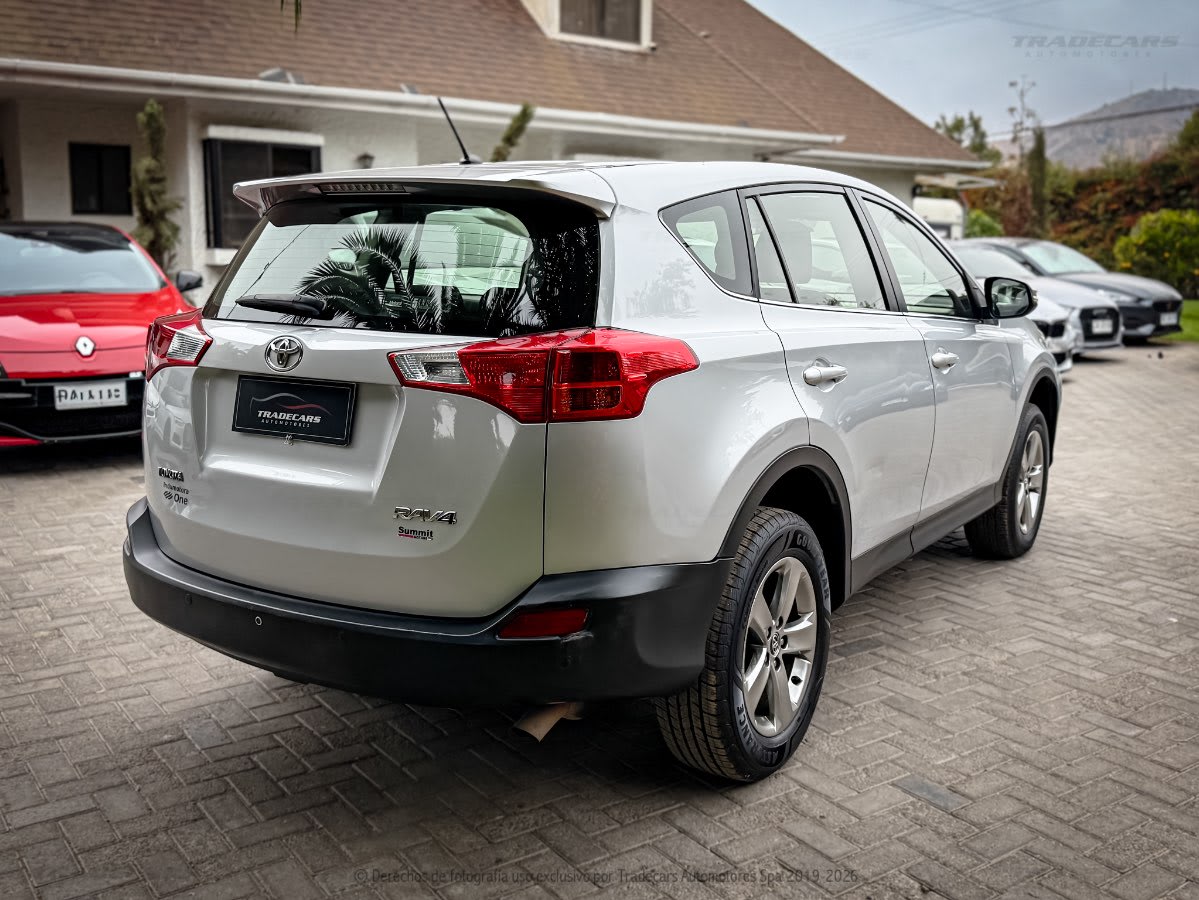 2015 Toyota RAV4 Lujo Plata - Miniatura 4