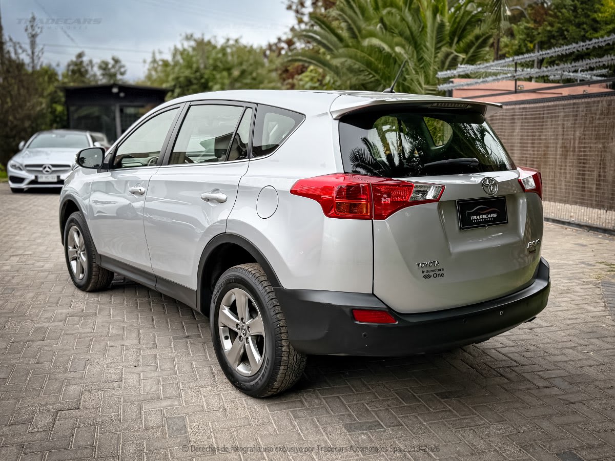 2015 Toyota RAV4 Lujo Plata - Miniatura 6