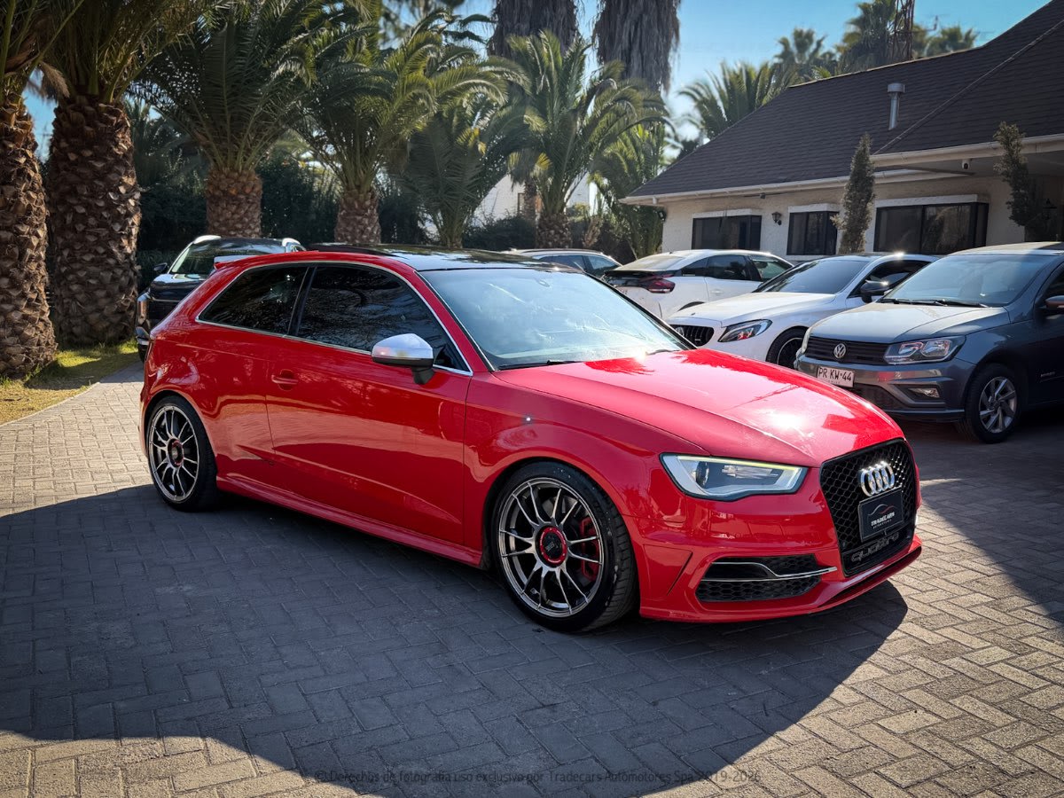 2014 Audi S3 Sportback Rojo - Miniatura 2