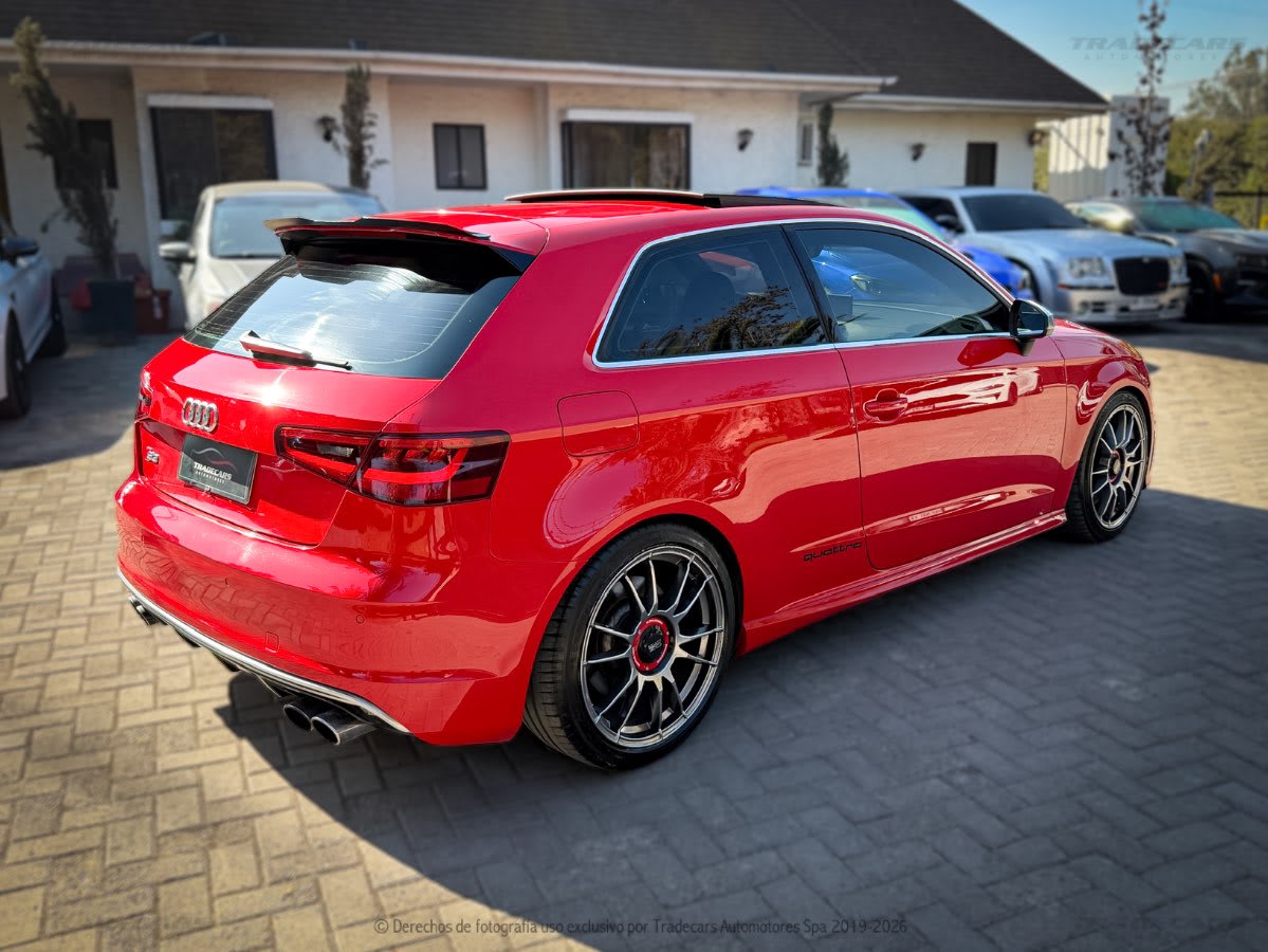 2014 Audi S3 Sportback Rojo - Miniatura 4