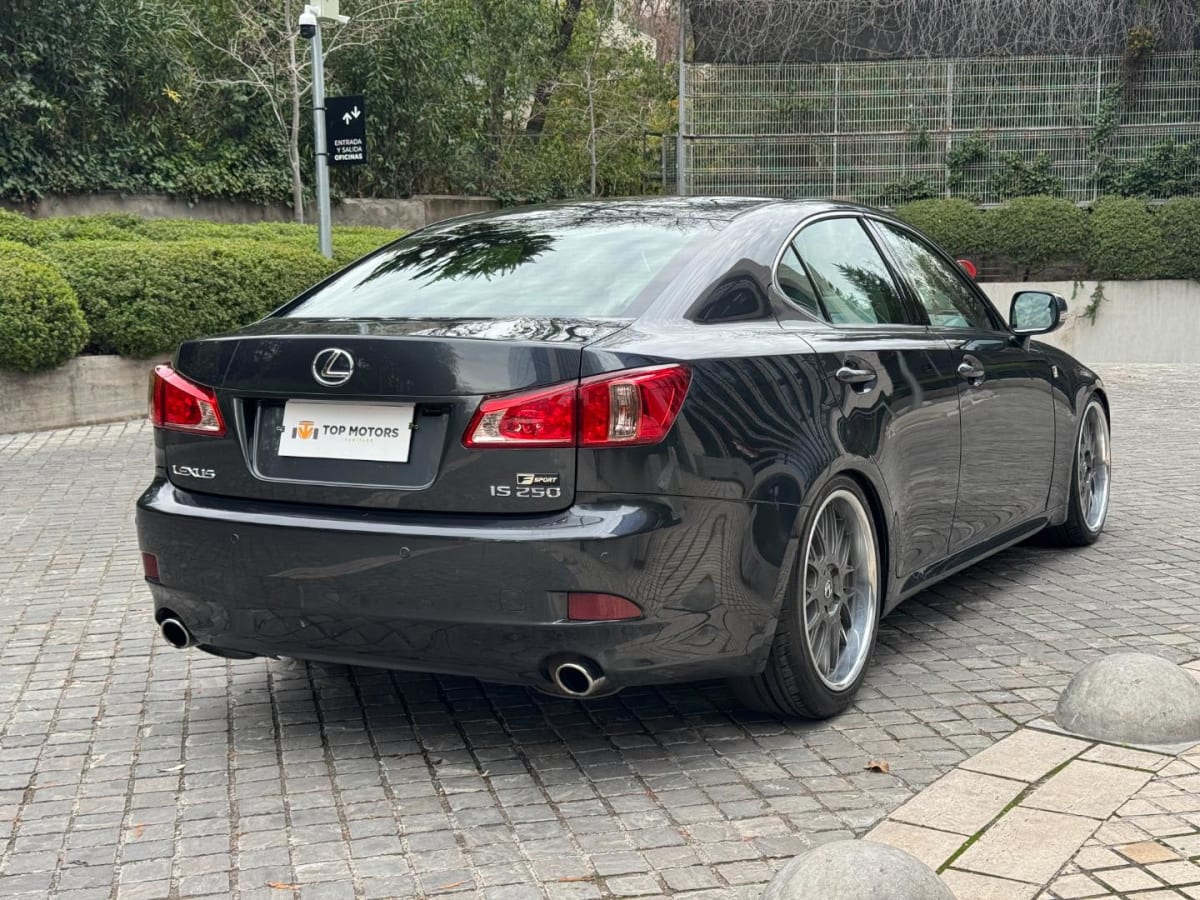 2012 Lexus IS250 Negro - Miniatura 4