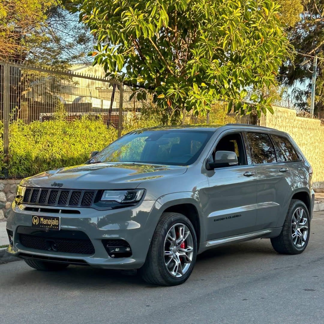 2021 Jeep GRAND CHEROKEE SRT🇺🇸 Gris - Miniatura 8