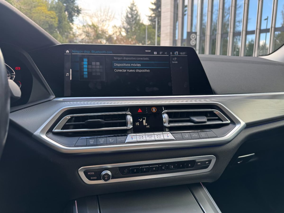 2022 BMW X5 Gris - Miniatura 9