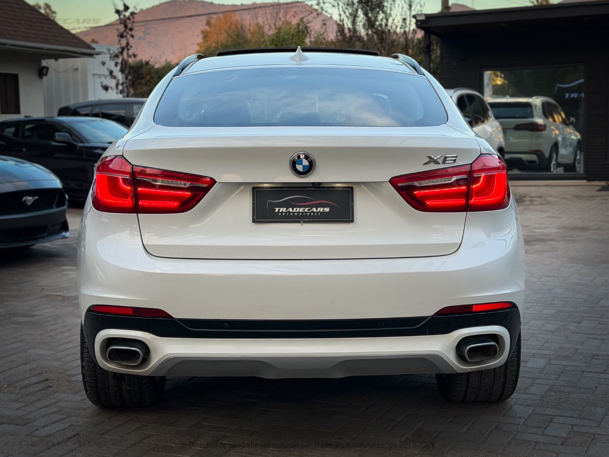 2017 BMW X6 xDrive30d Blanco - Miniatura 5