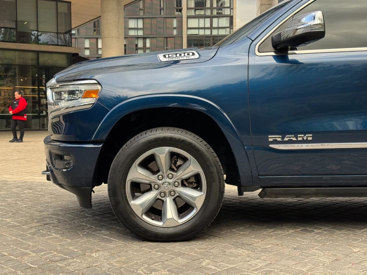 2022 RAM Ram 1500 Ram Azul - Miniatura 8