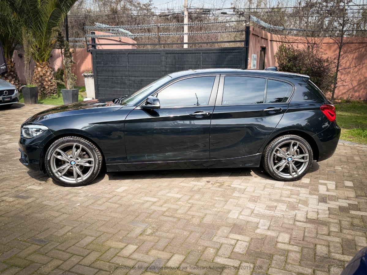 2016 BMW 120I 1.6 Negro - Miniatura 7