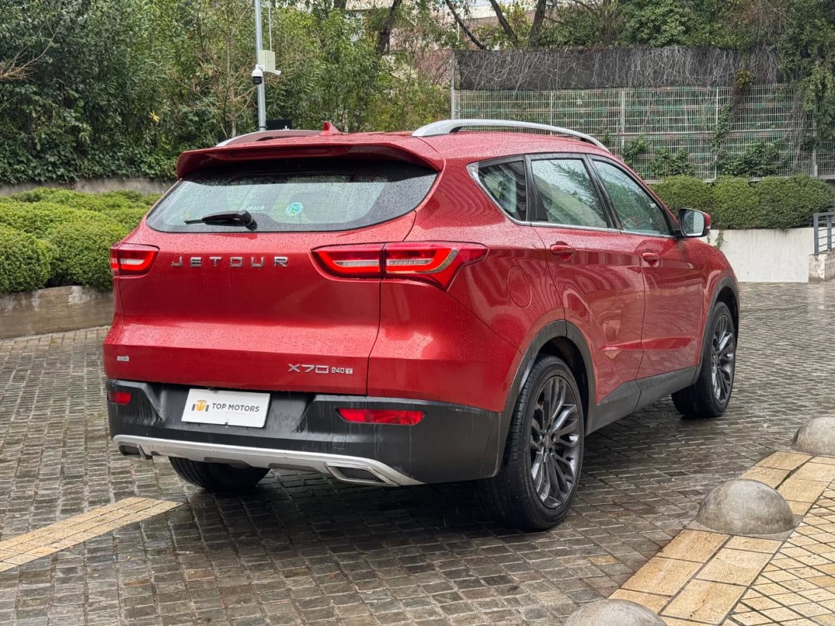 2021 Jetour X70 Rojo - Miniatura 4