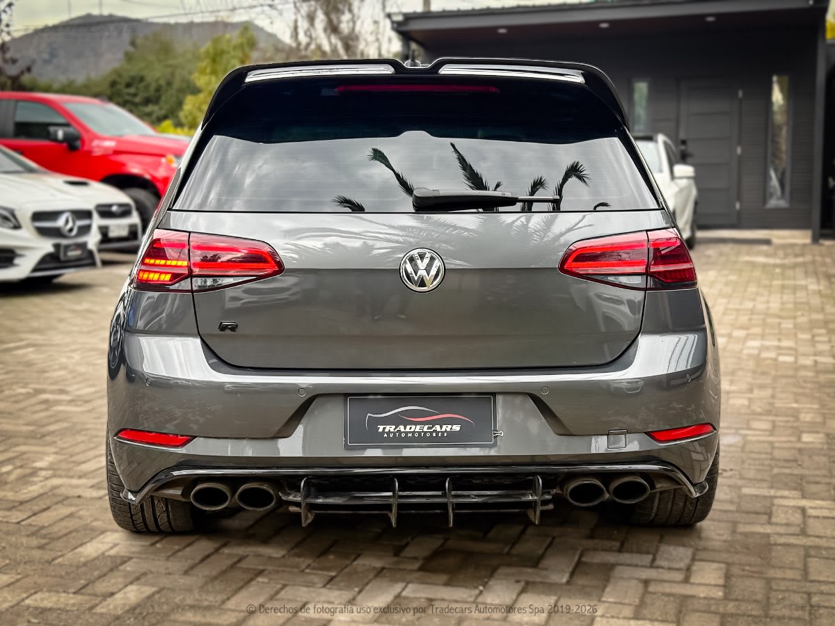 2018 Volkswagen GOLF 2.0 Gris - Miniatura 7