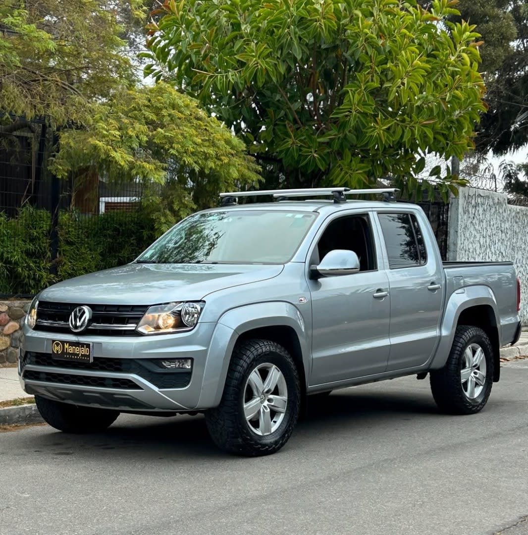 2023 Volkswagen AMAROK COMFORTLINE TDI 2.0L 🇩🇪 Gris - Miniatura 8