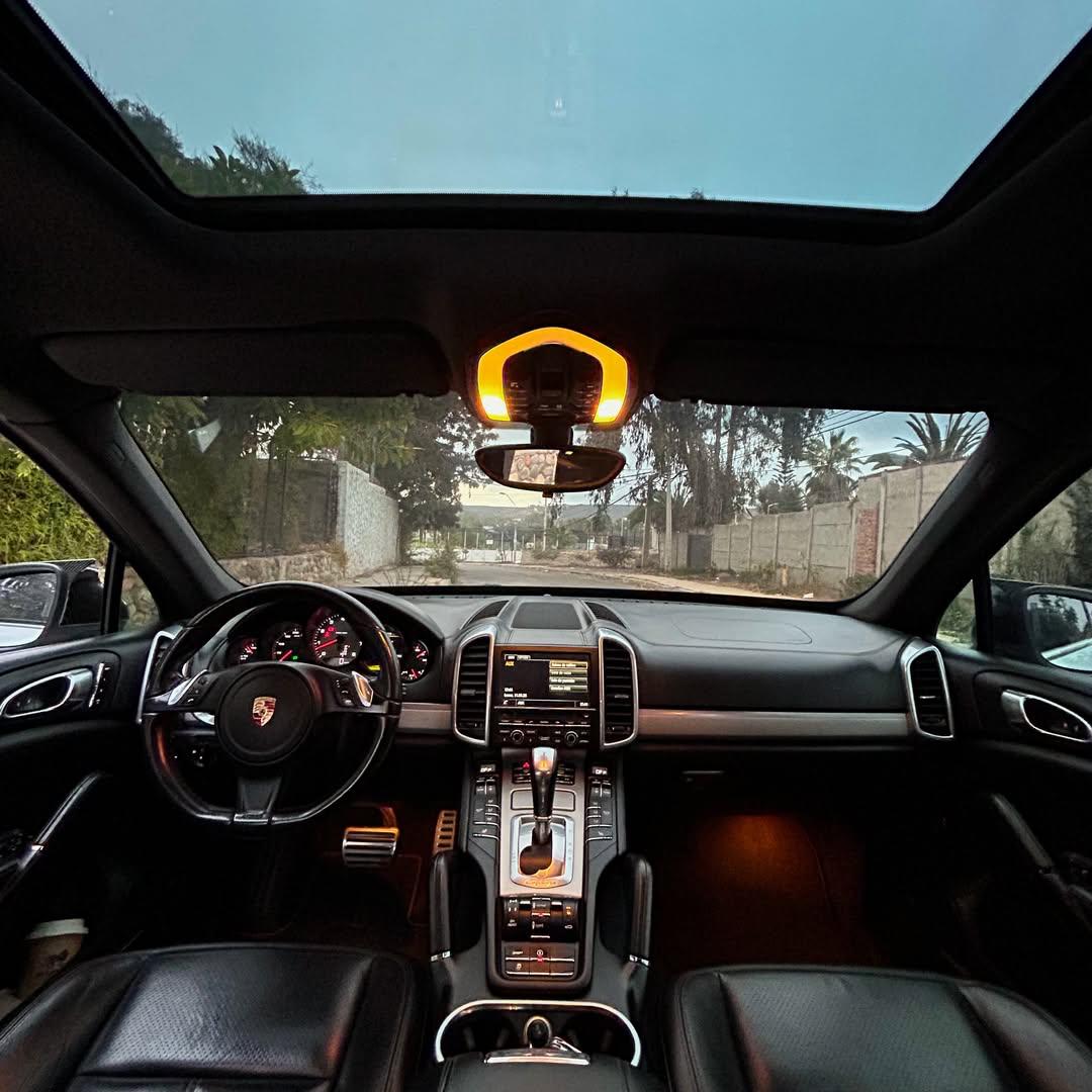 2014 Porsche CAYENNE S 4.8L V8 🇩🇪 Blanco - Miniatura 7