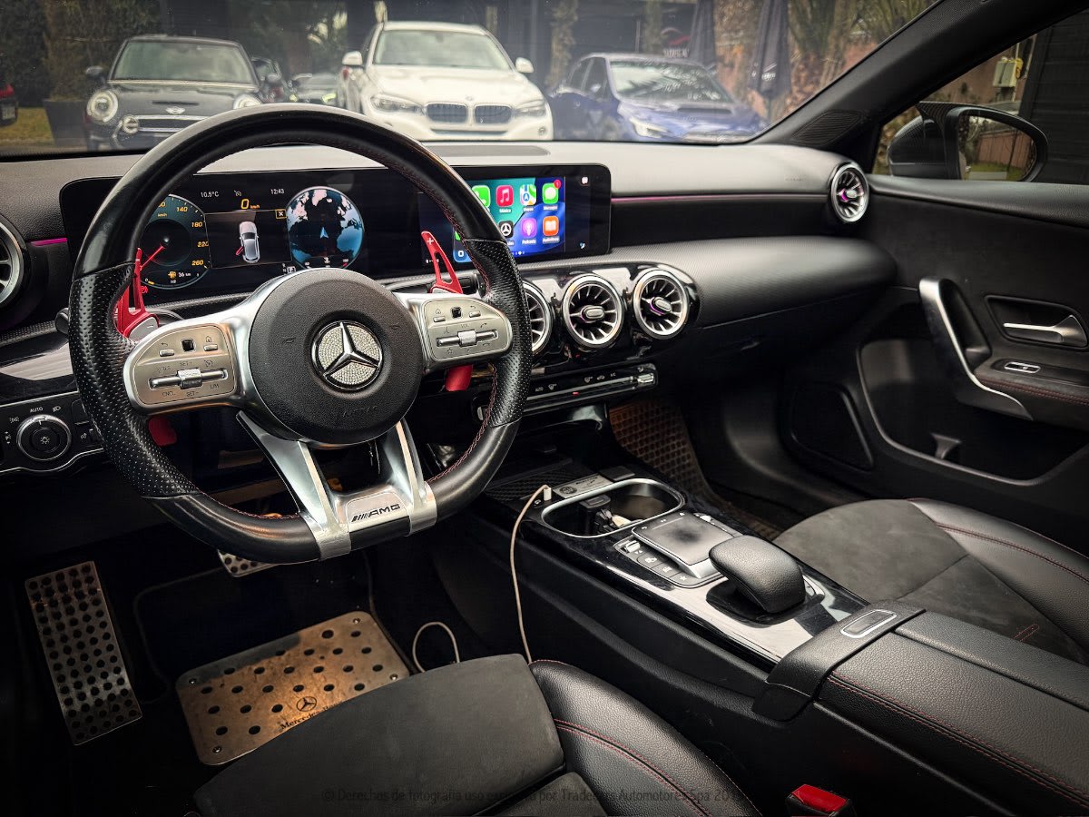 2022 Mercedes-Benz A250 Gris - Miniatura 10