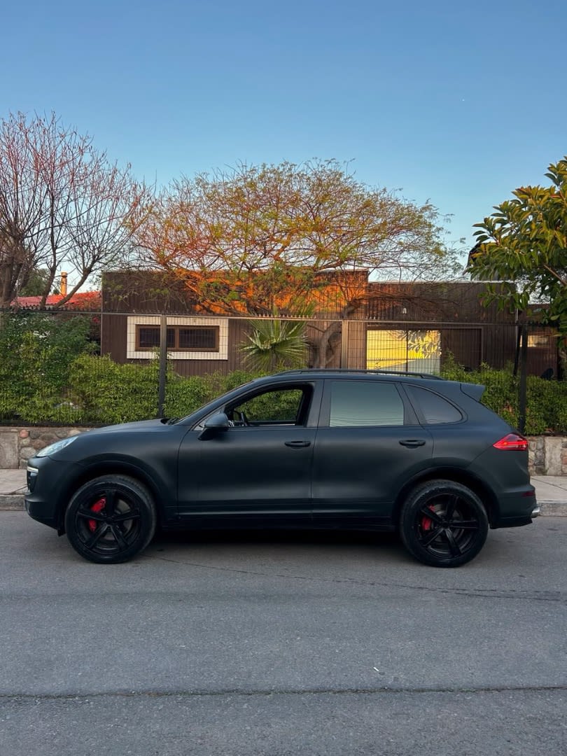 2016 Porsche CAYENNE S DIÉSEL🇩🇪 Negro - Miniatura 4
