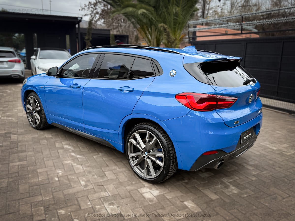 2020 BMW X2 M35i Azul - Miniatura 6