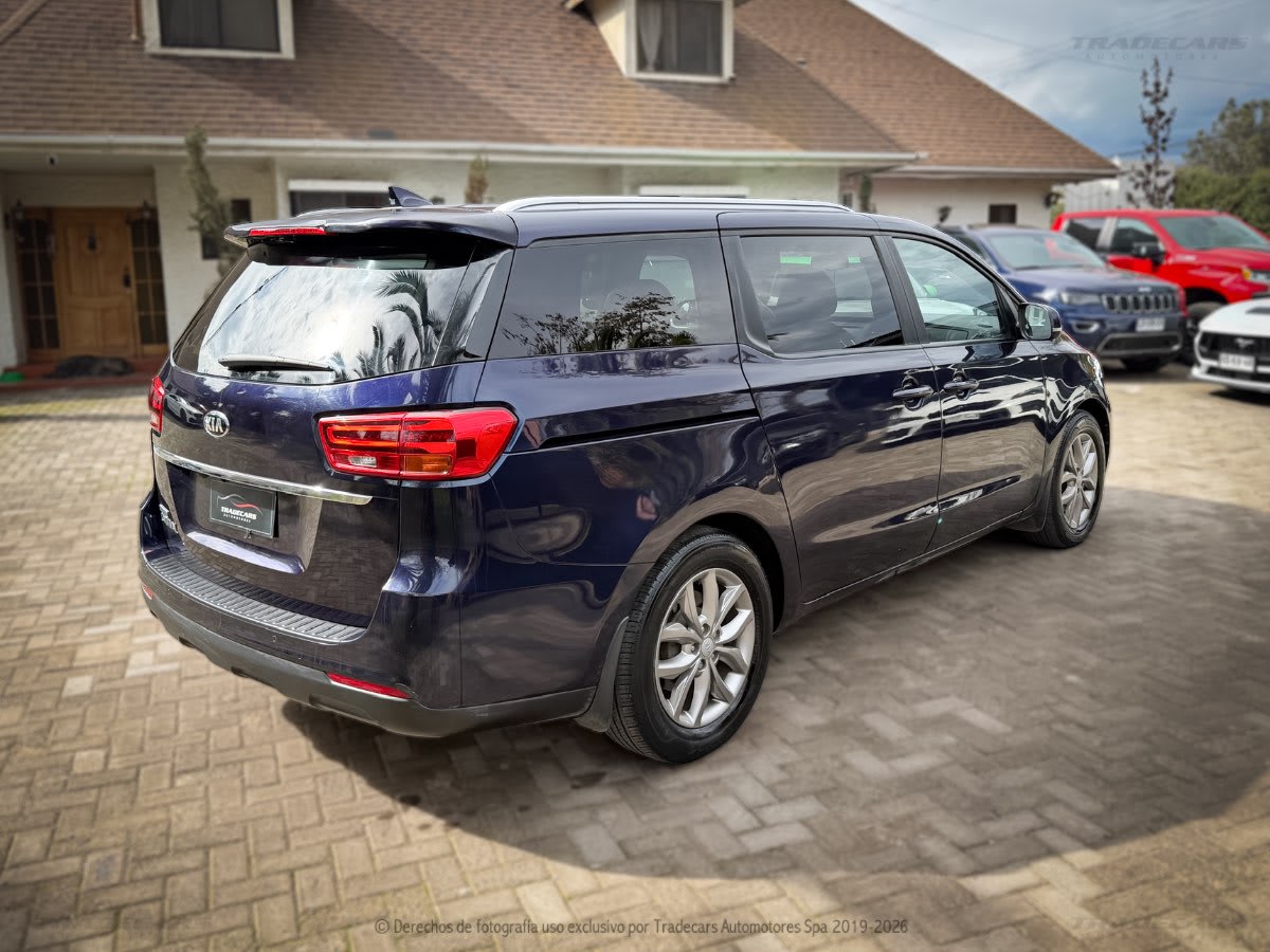 2020 Kia Grand Carnival GLS Azul - Miniatura 3
