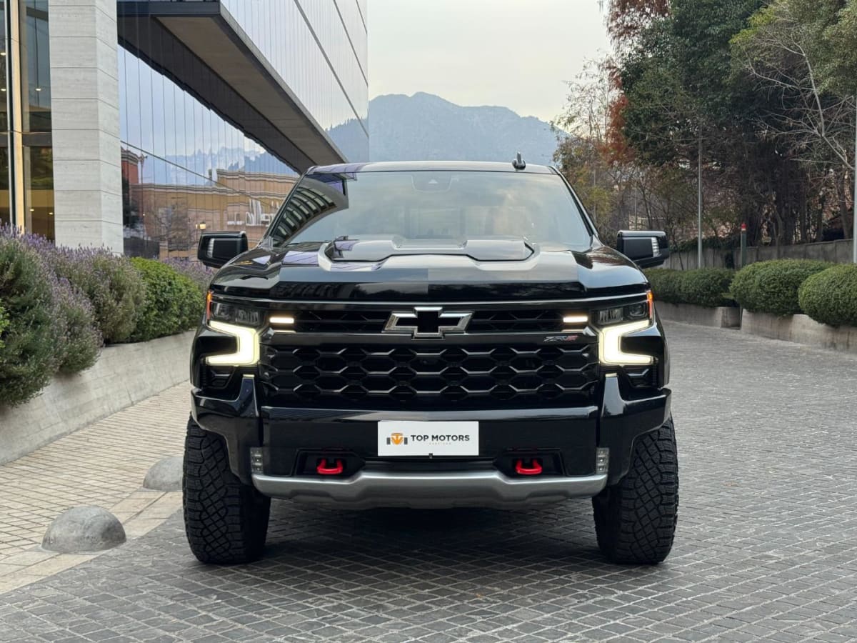2023 Chevrolet SILVERADO 6.2 ZR2 AUTO DC 4WD R Negro - Miniatura 2