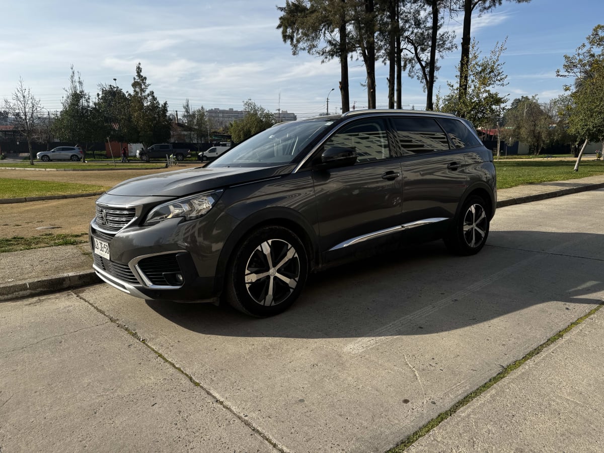 2019 Peugeot 5008 Allure - Imagen 1
