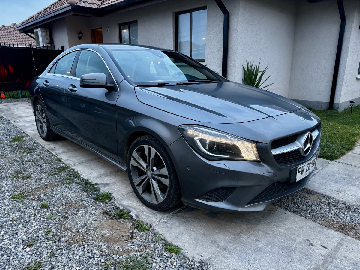 2013 Mercedes Benz Cla200 1.6 Gris - Imagen 1