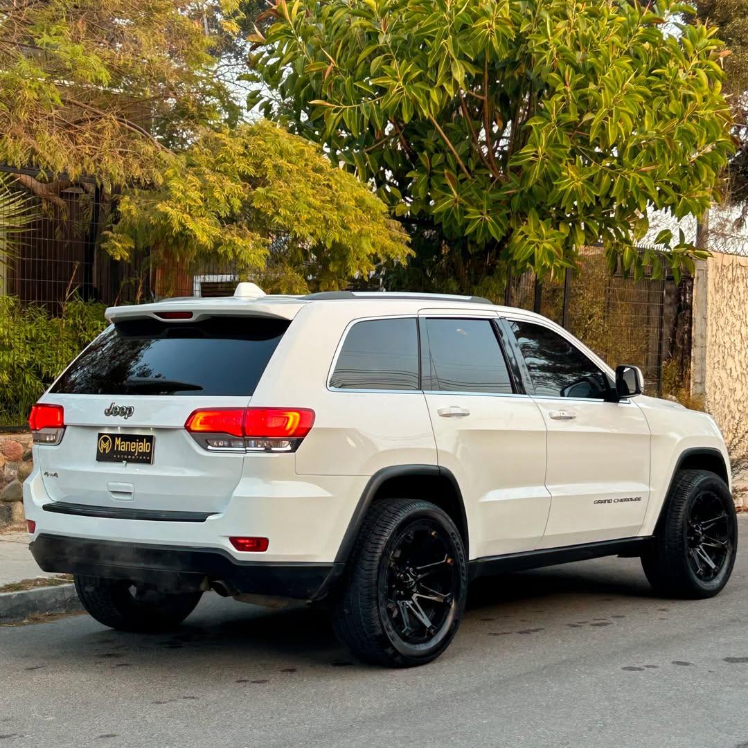 2015 Jeep GRAND CHEROKEE LAREDO 4WD Blanco - Miniatura 9