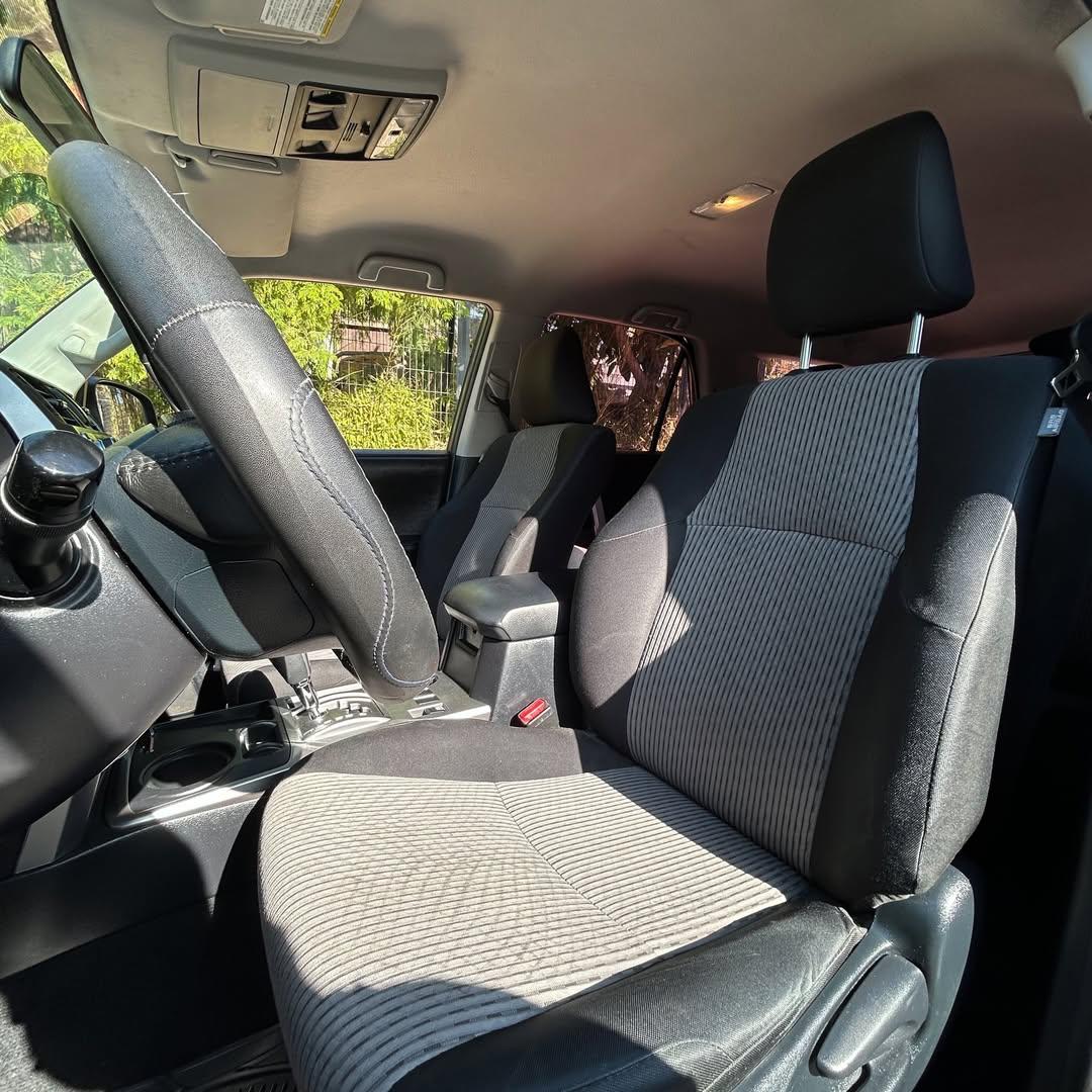 2016 Toyota 4RUNNER SR5 4.0 AUT Gris - Miniatura 6
