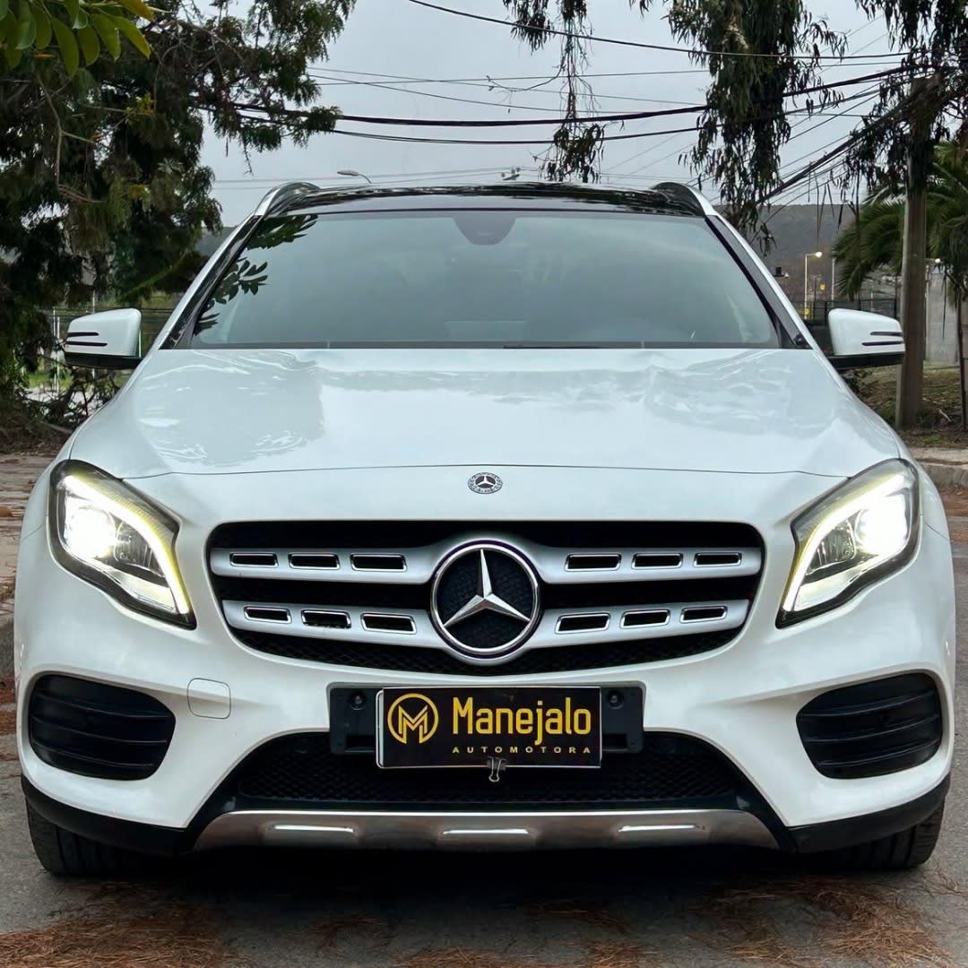 2020 Mercedes-Benz GLA250 4MATIC 🇩🇪 Blanco - Miniatura 2