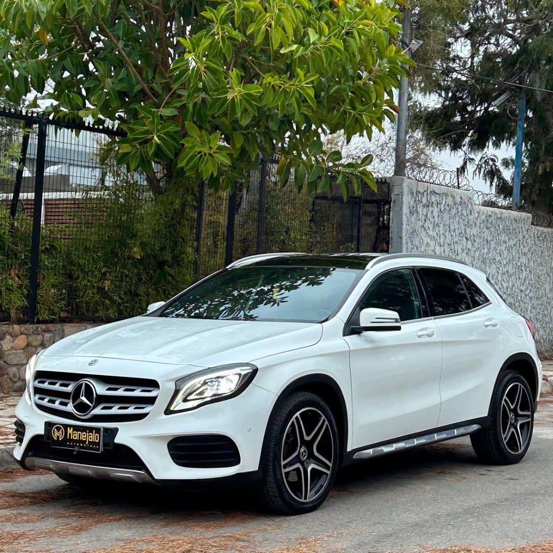 2020 Mercedes-Benz GLA250 4MATIC 🇩🇪 Blanco - Miniatura 8